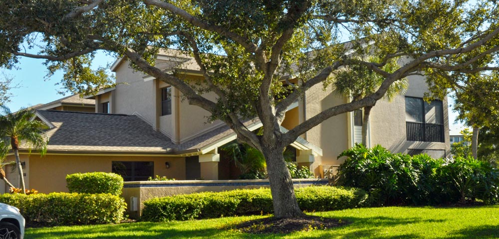 Side view of Coach Houses in Landings South